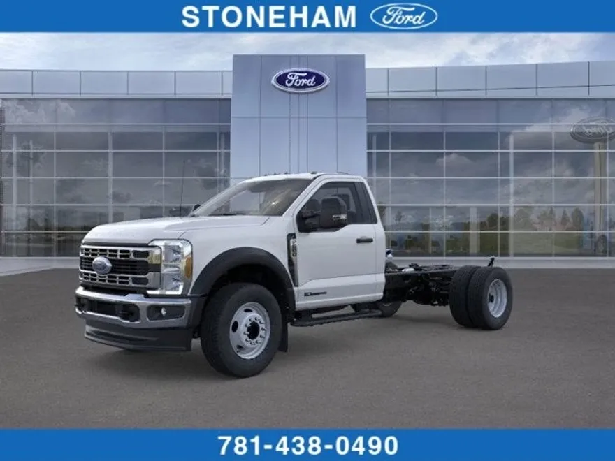 2025 Ford F-600 photo 1