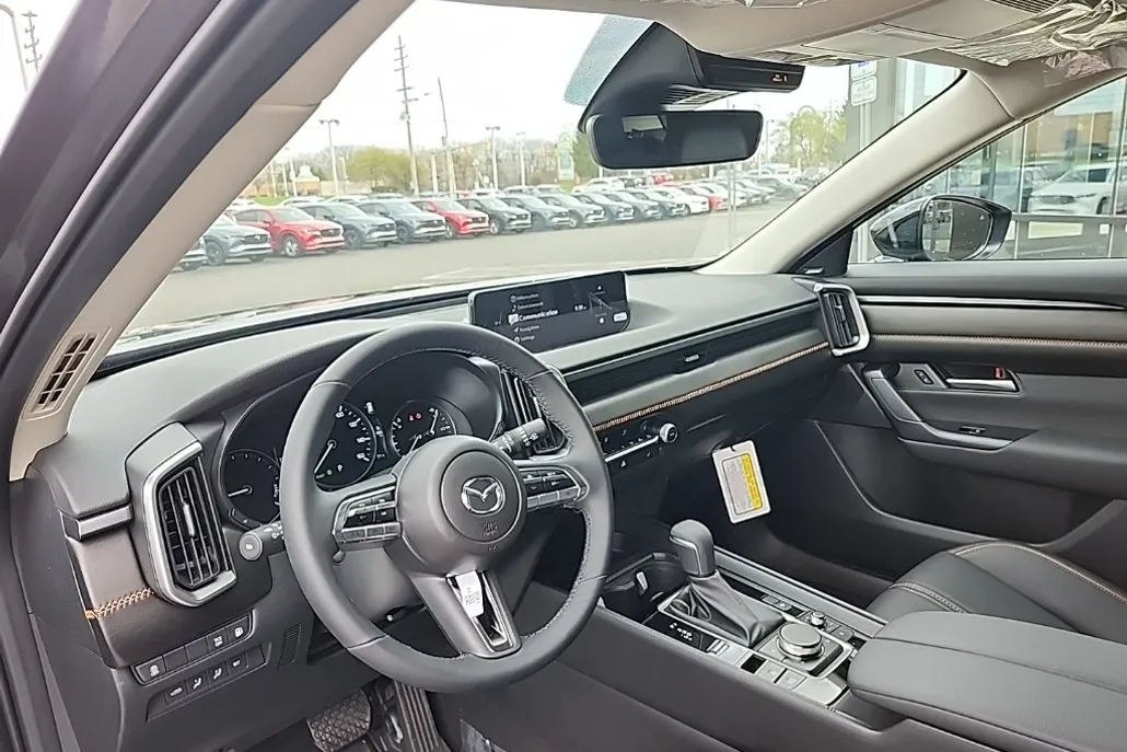 2025 Mazda CX-50 Premium photo 1