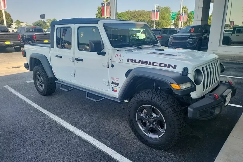 2020 Jeep Gladiator Rubicon photo 1