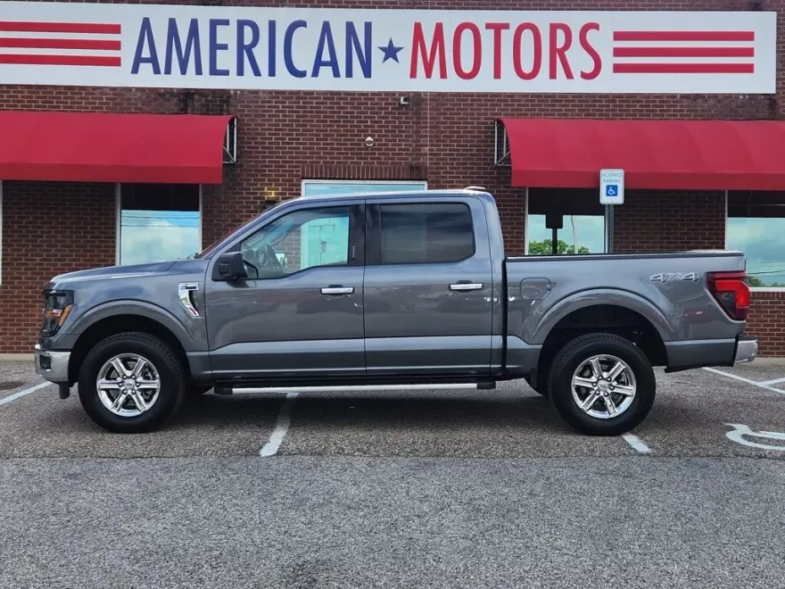 2024 Ford F-150 XLT photo 1