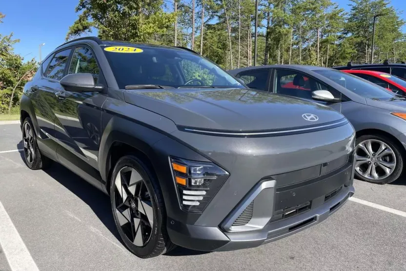 2024 Hyundai Kona Limited photo 1