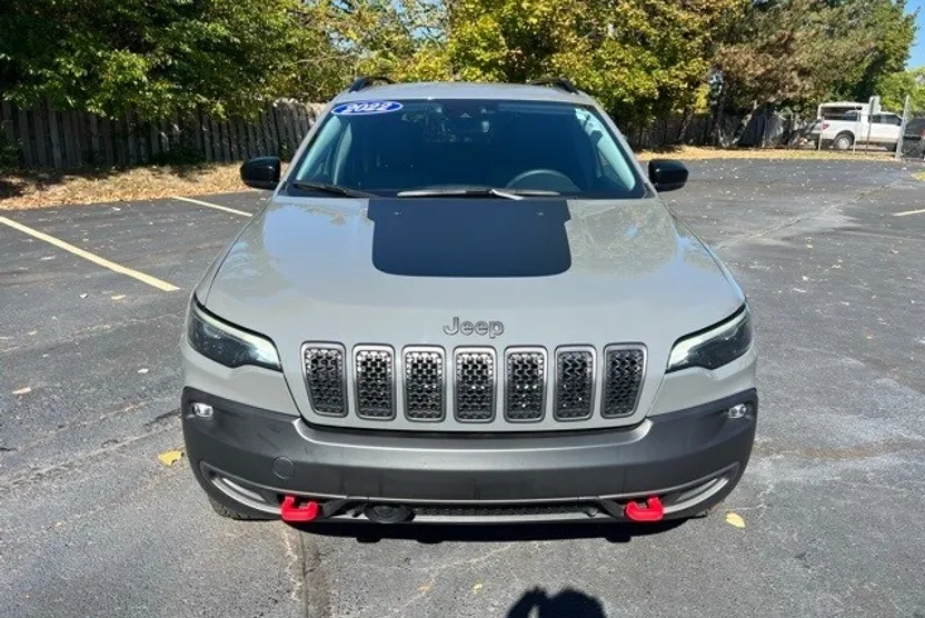 2022 Jeep Cherokee Trailhawk photo 1