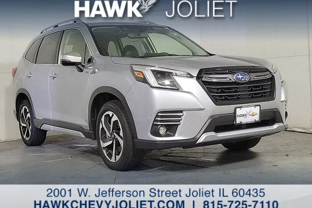 2022 Subaru Forester Touring photo 1