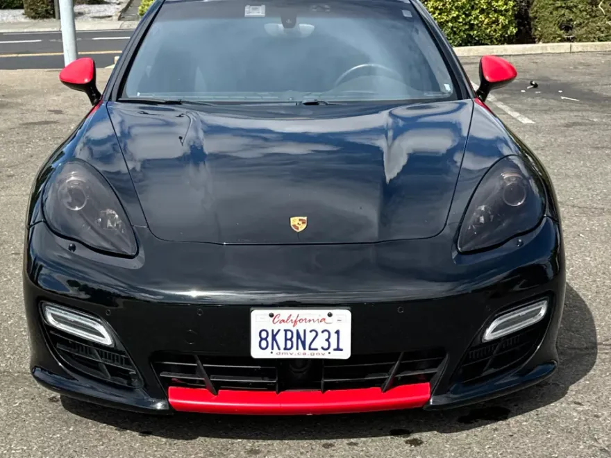 2012 Porsche Panamera Turbo photo 1