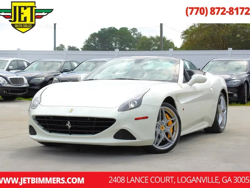 2015 Ferrari California T photo 1