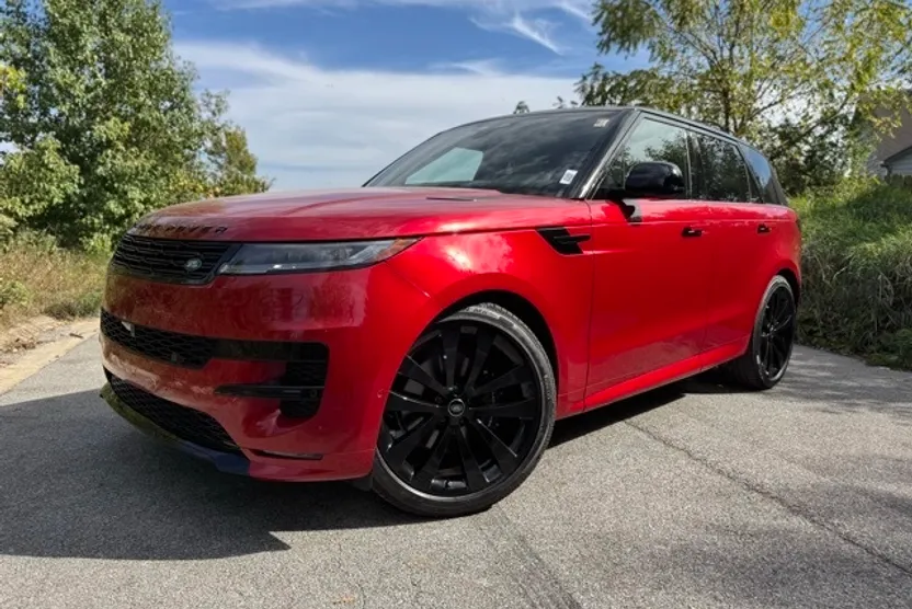 2025 Land Rover Range Rover Sport SE photo 1