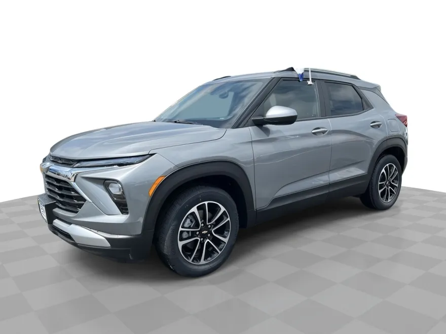 2025 Chevrolet Trailblazer LT photo 1