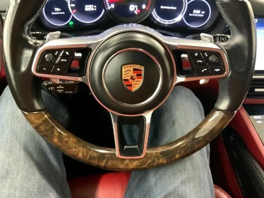 2019 Porsche Cayenne photo 20