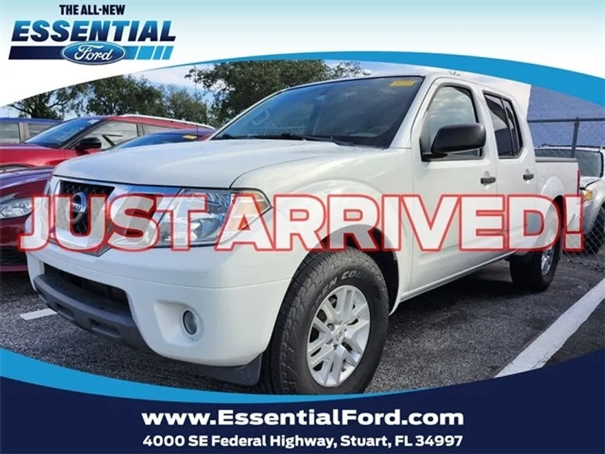 2016 Nissan Frontier SV photo 1