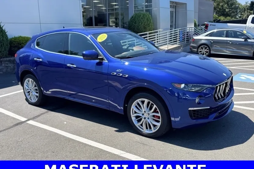 2022 Maserati Levante GT photo 1
