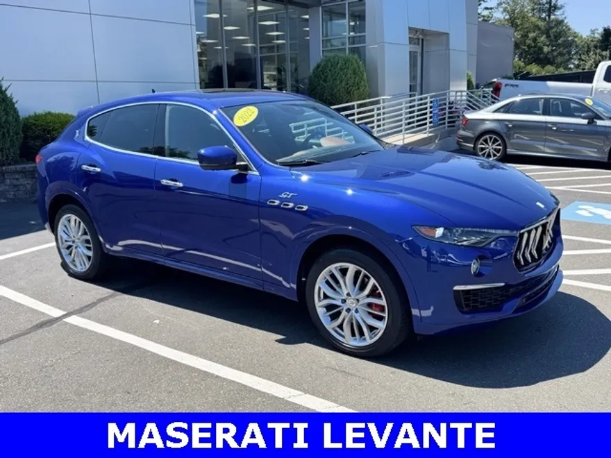 2022 Maserati Levante GT photo 1