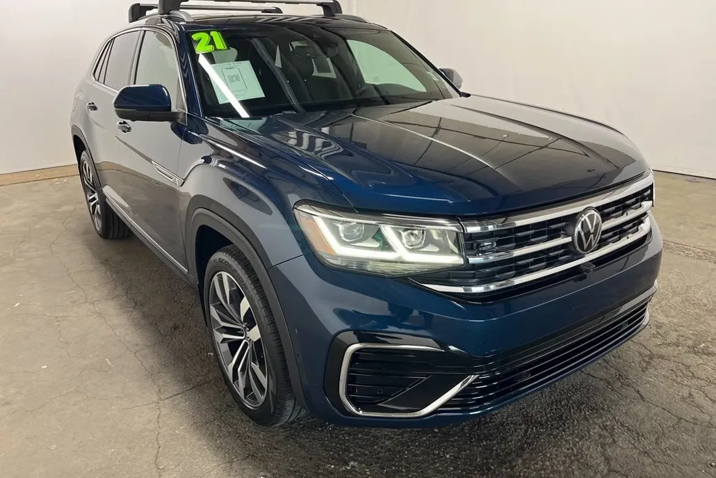 2021 Volkswagen Atlas Cross Sport V6 SEL Premium R-Line photo 1
