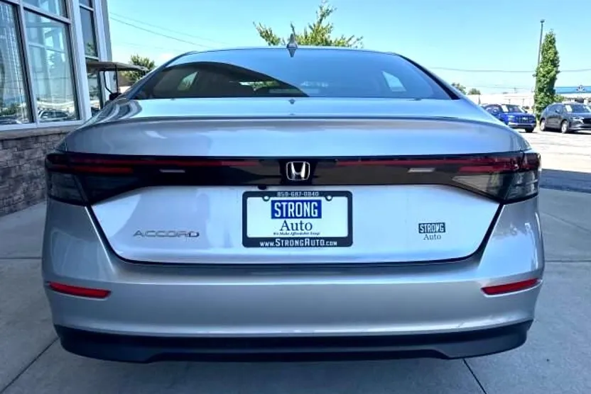 2023 Honda Accord EX photo 1