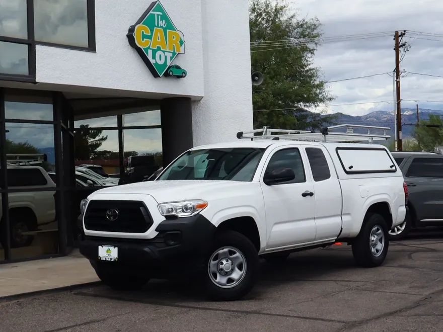 2022 Toyota Tacoma SR photo 1