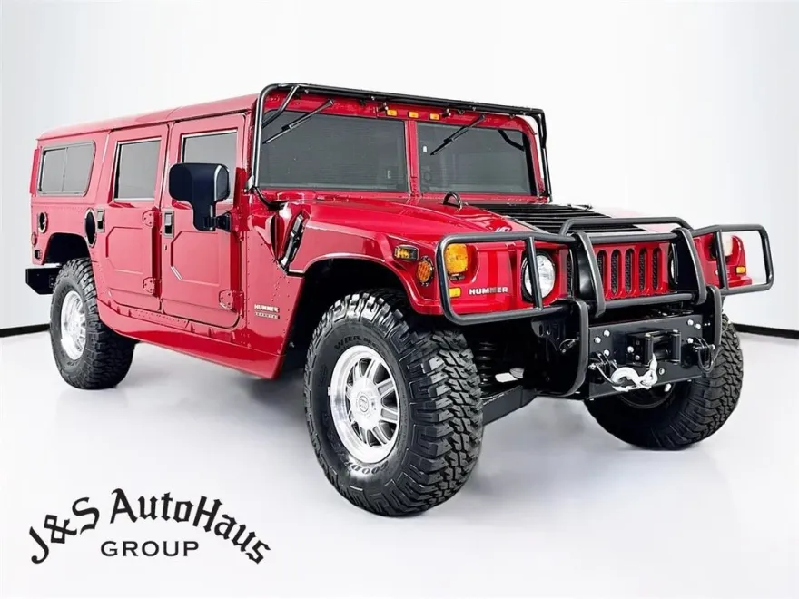 2001 Hummer H1 1 1/4 ton photo 1