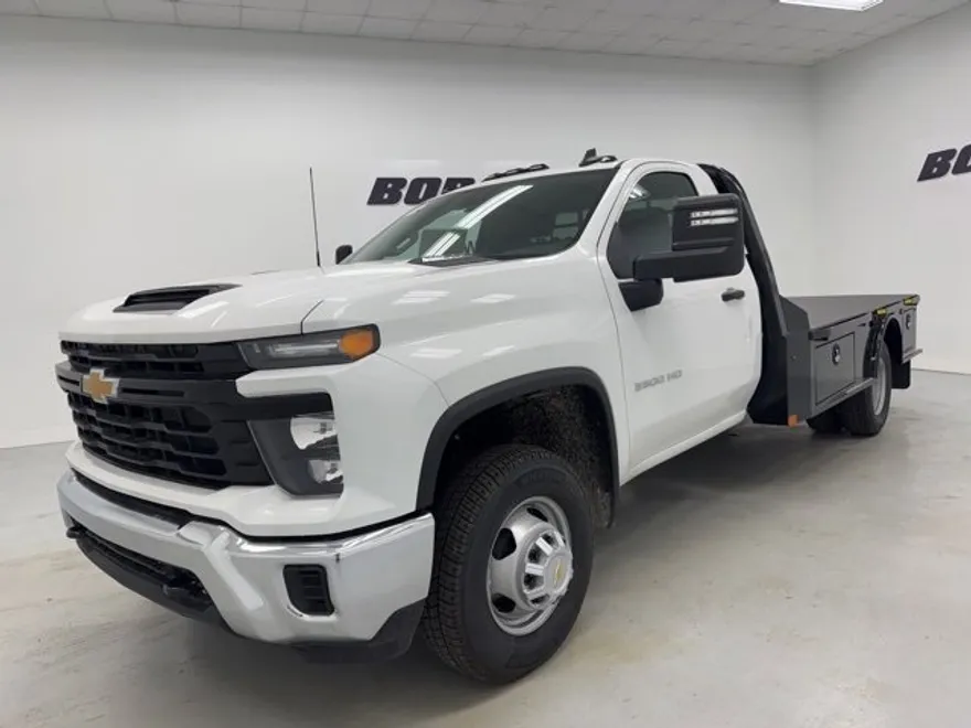 2025 Chevrolet Silverado 3500HD Work Truck photo 1