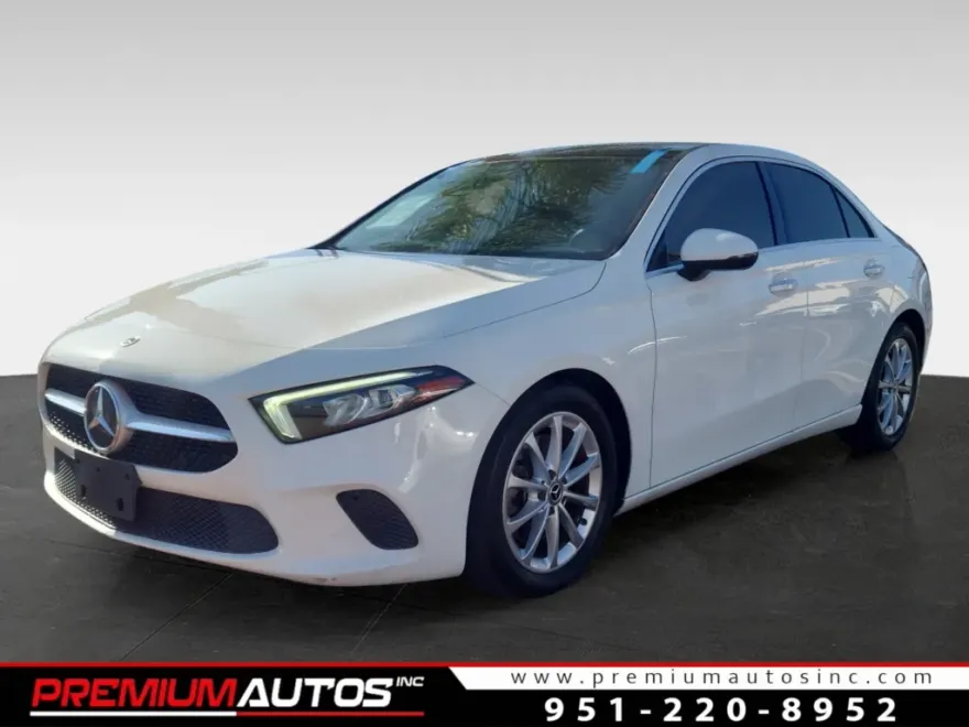 2021 Mercedes Benz A 220 photo 1