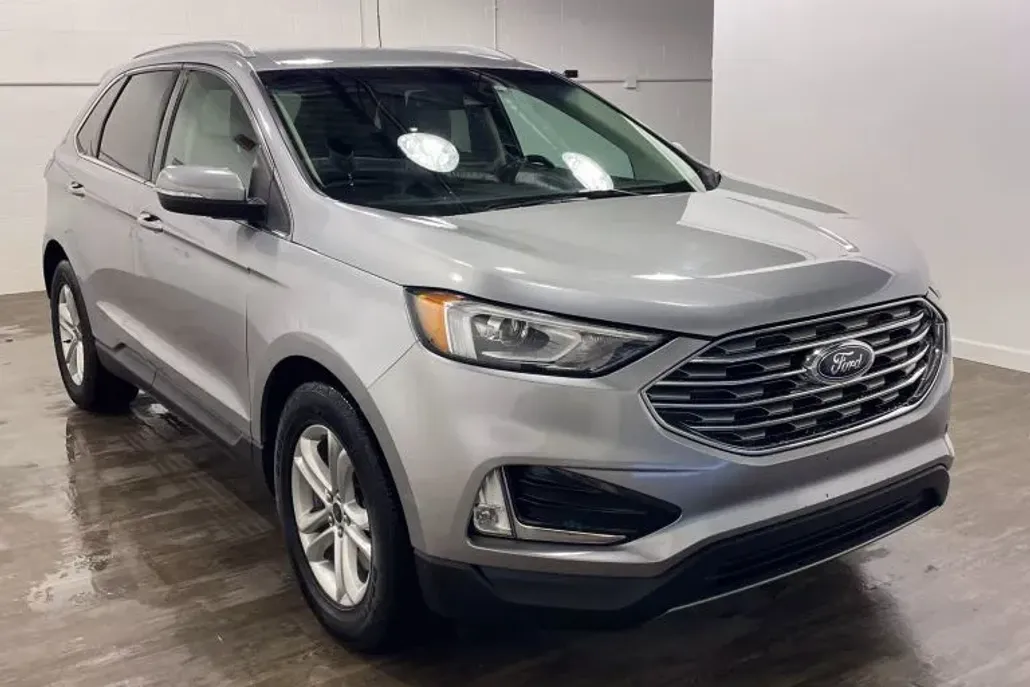 2020 Ford Edge SEL Sport photo 1