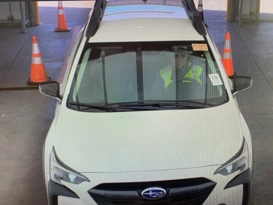 2024 Subaru Outback Premium photo 1