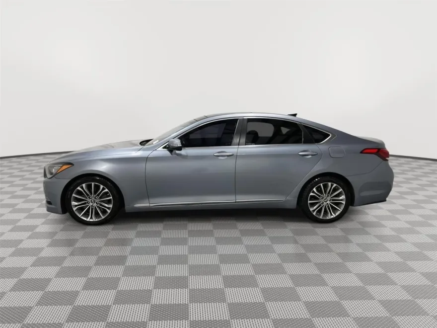 2015 Hyundai Genesis 3.8 photo 1