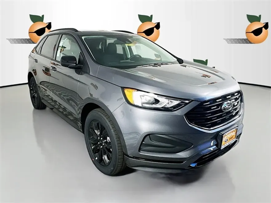 2024 Ford Edge SE photo 1