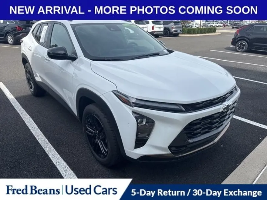 2025 Chevrolet Trax ACTIV photo 1