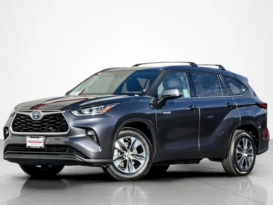 2020 Toyota Highlander Hybrid XLE photo 1