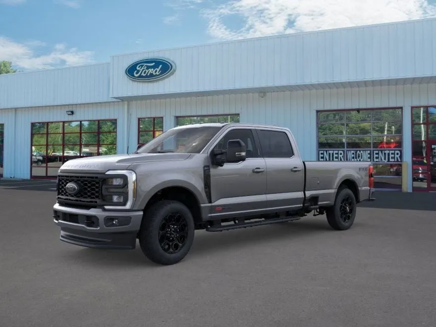 2025 Ford F-350 Lariat photo 1