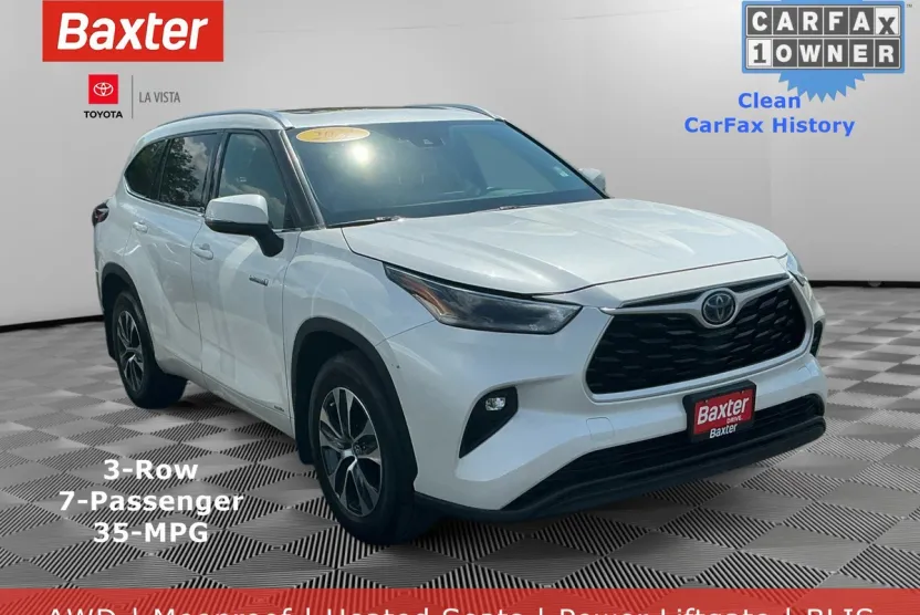 2021 Toyota Highlander Hybrid XLE photo 1