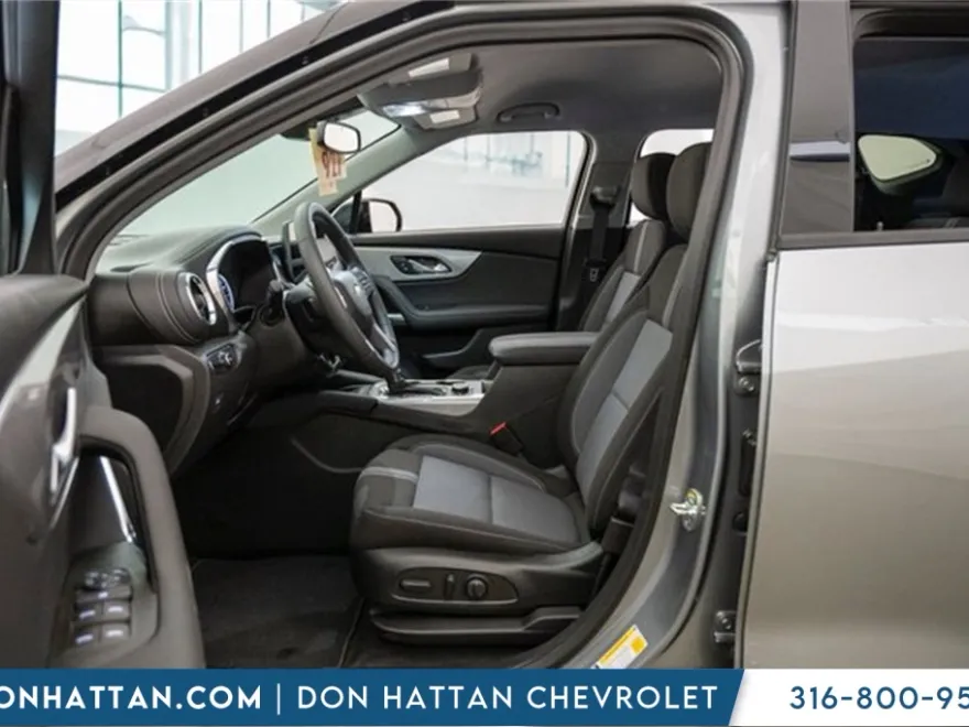 2025 Chevrolet Blazer 2LT photo 1