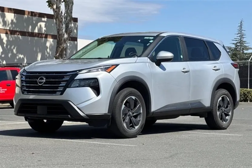 2024 Nissan Rogue SV photo 1