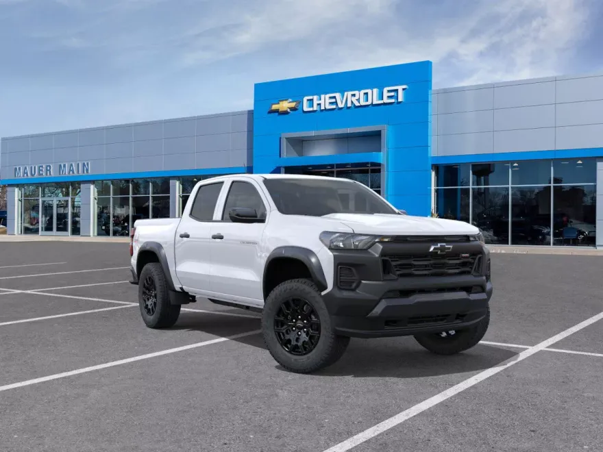 2026 Chevrolet Colorado Trail Boss photo 1