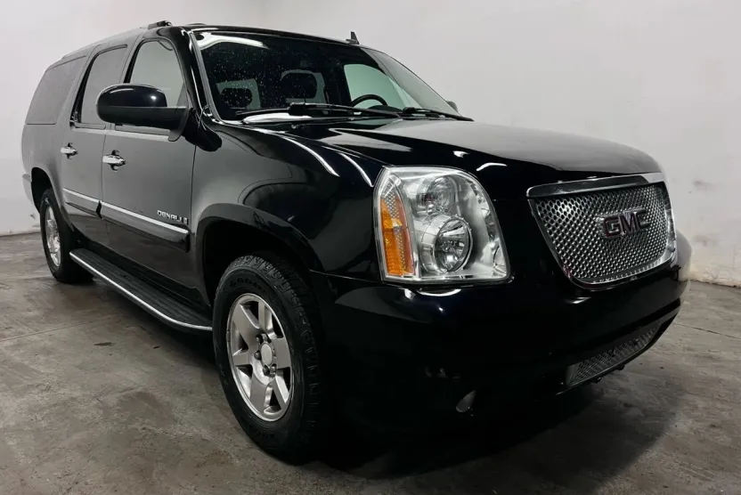 2007 Gmc Yukon XL 1500 Denali photo 1