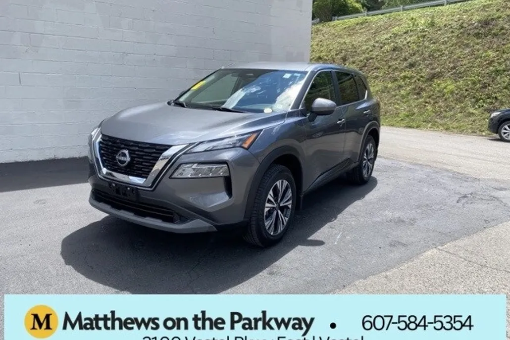 2022 Nissan Rogue SV photo 1
