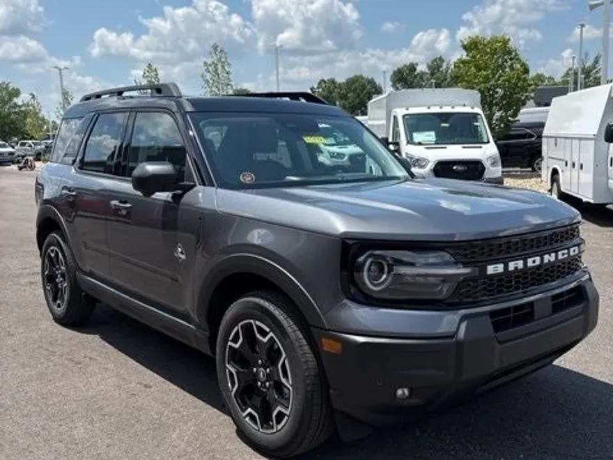 2025 Ford Bronco Sport Outer Banks photo 1