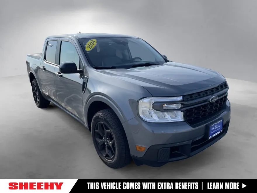 2024 Ford Maverick XLT photo 1