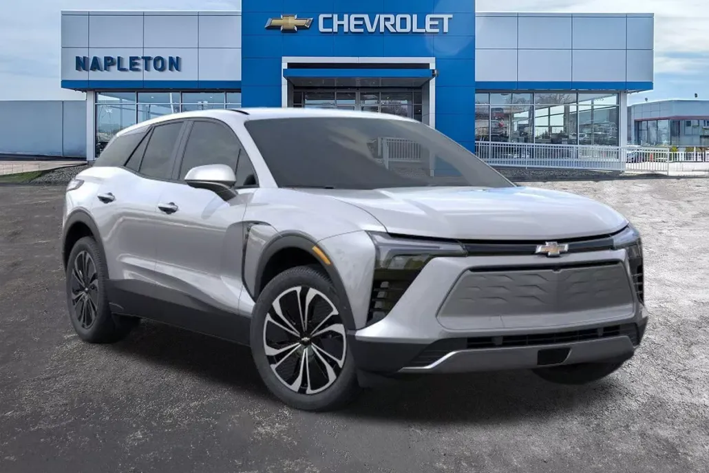 2025 Chevrolet Blazer EV photo 1