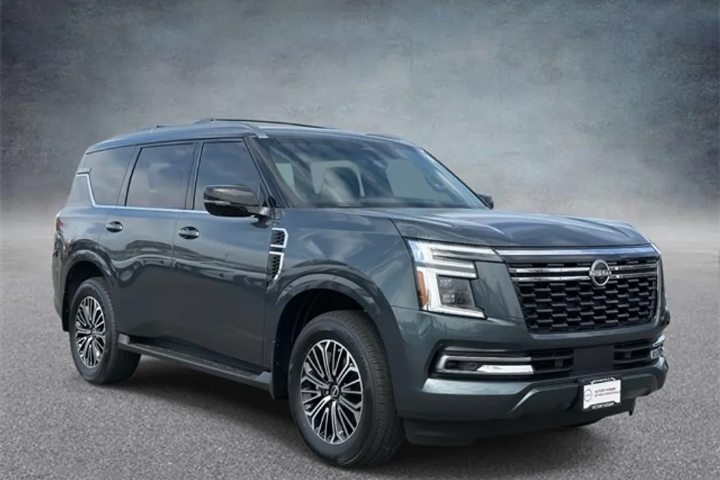 2025 Nissan Armada SL photo 1