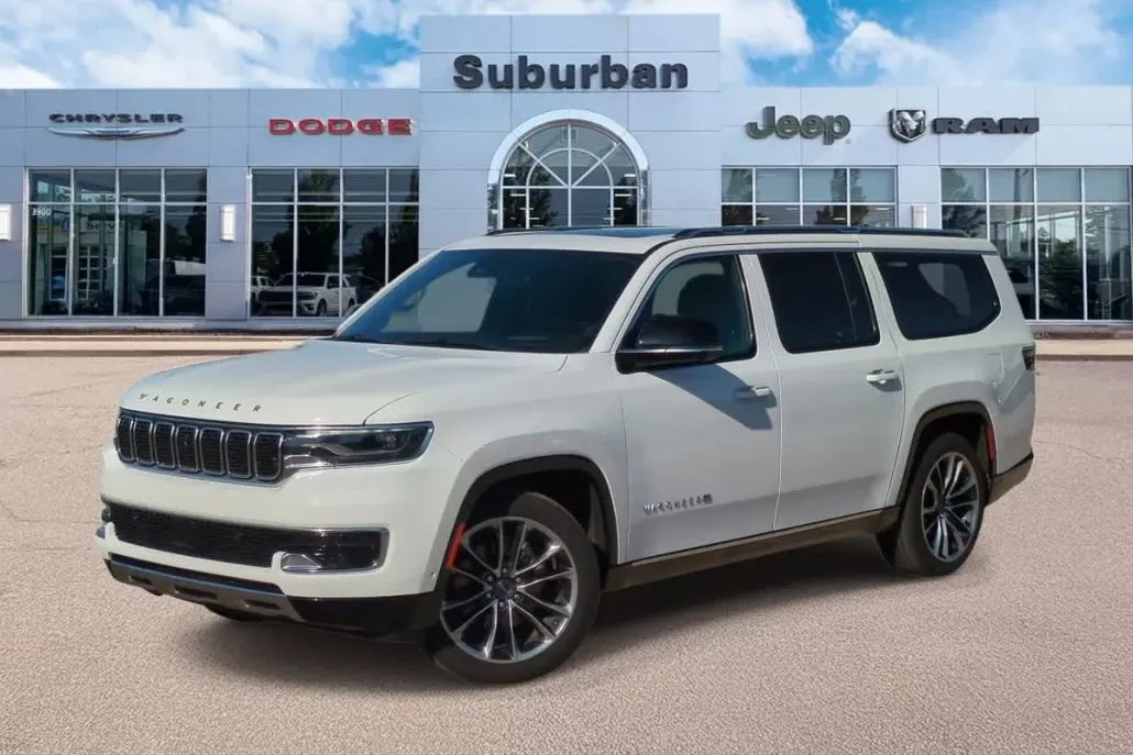2024 Jeep Wagoneer L Series III photo 1