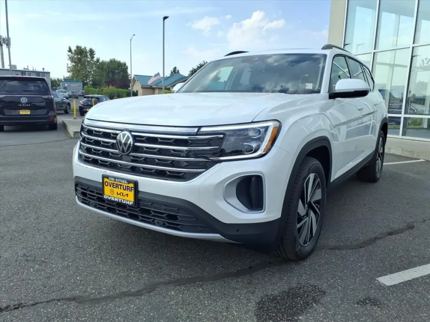 2026 Volkswagen Atlas SE photo 1