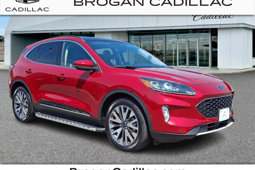 2020 Ford Escape Titanium photo 1