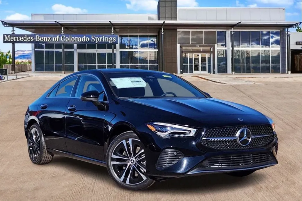 2025 Mercedes Benz CLA 250 4MATIC photo 1
