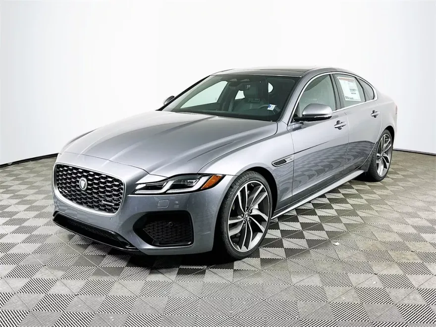 2024 Jaguar XF P300 R-Dynamic SE photo 1