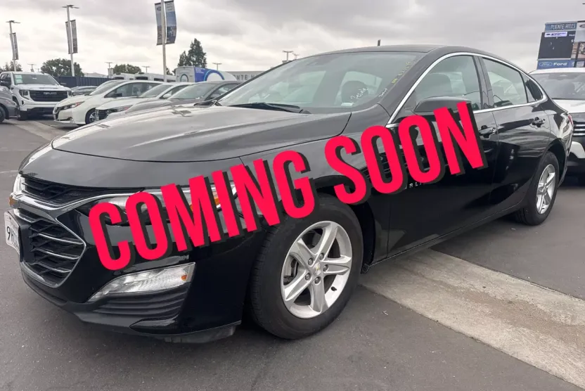 2023 Chevrolet Malibu 1LT photo 1