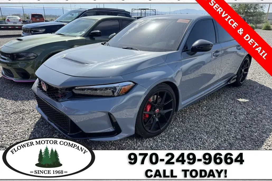2023 Honda Civic Type R photo 1