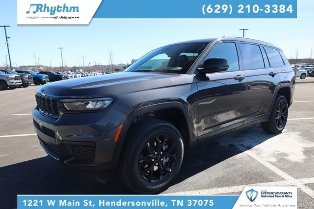 2025 Jeep Grand Cherokee Altitude photo 1