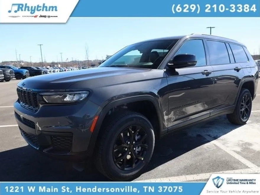 2025 Jeep Grand Cherokee Altitude photo 1