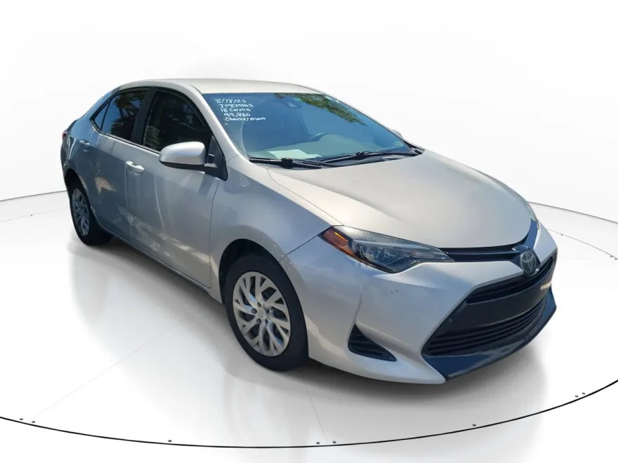 2018 Toyota Corolla Base photo 1
