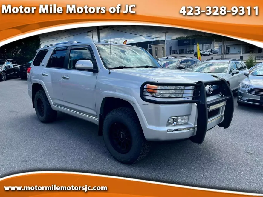 2012 Toyota 4Runner SR5 photo 1