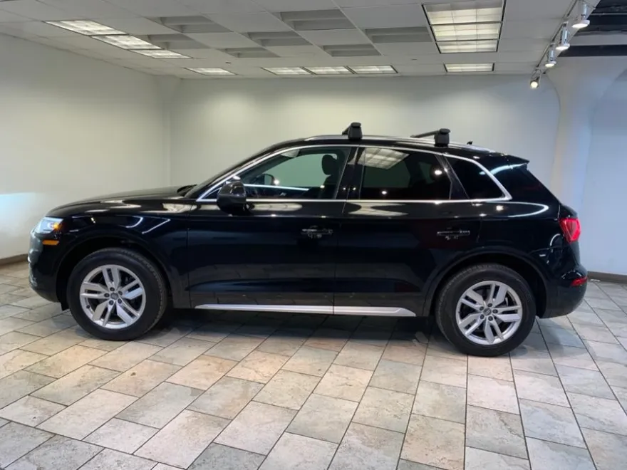 2020 Audi Q5 Premium 45 TFSI photo 1